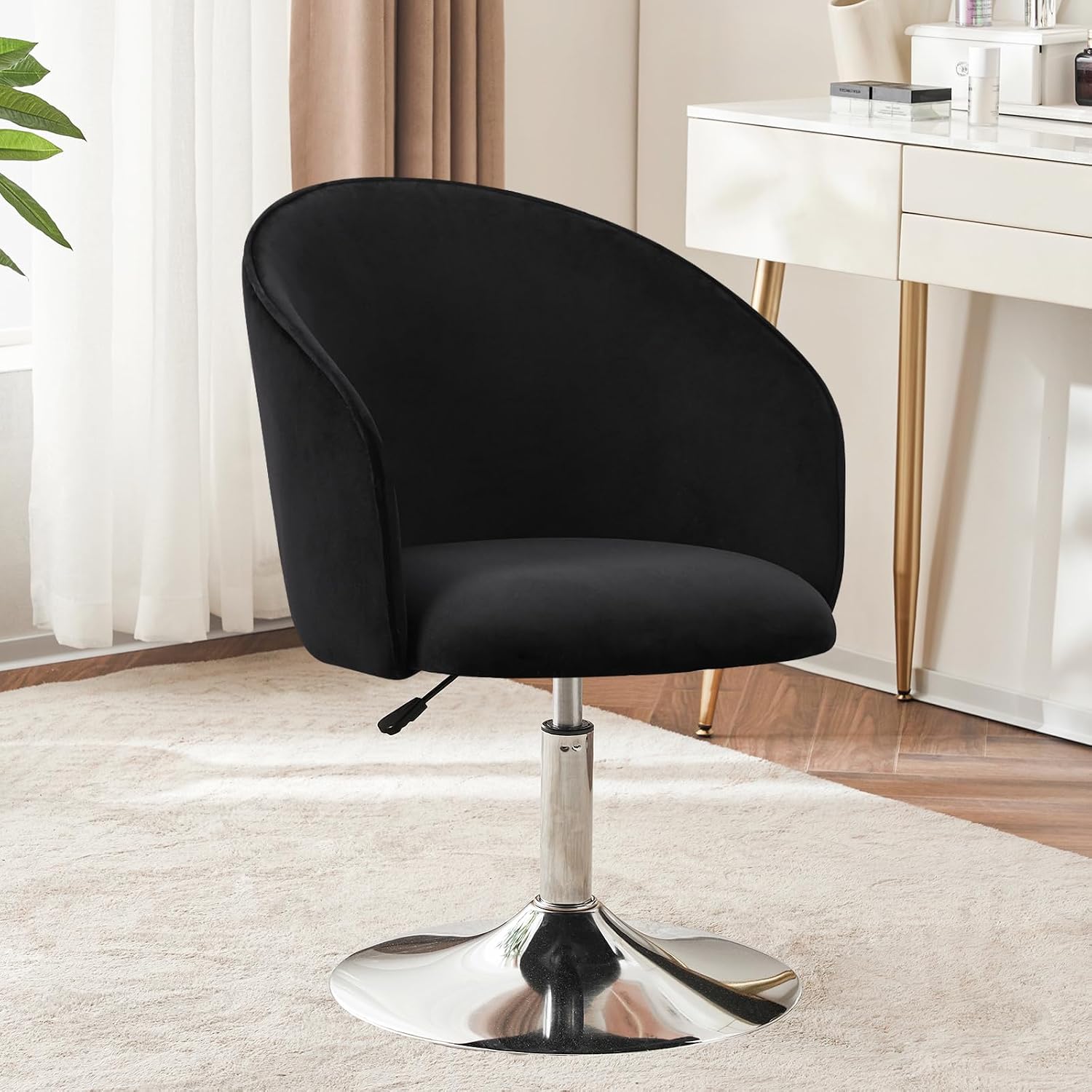 Makeup Chair — Standard